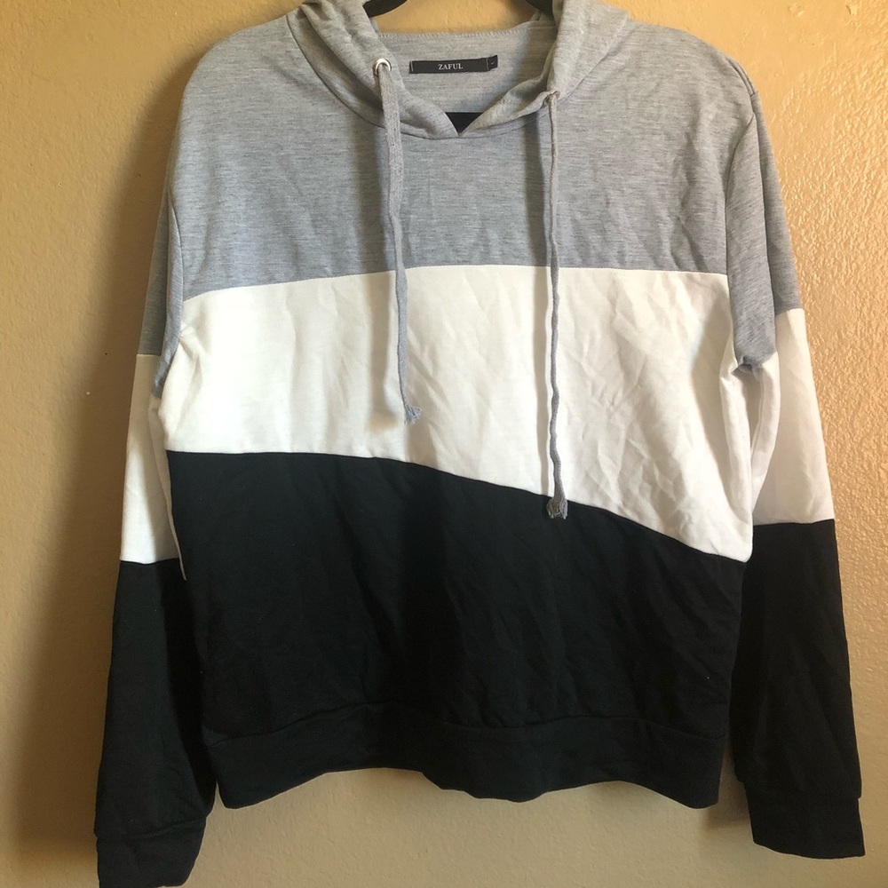 Striped pullover hoodie asymmetrical size large